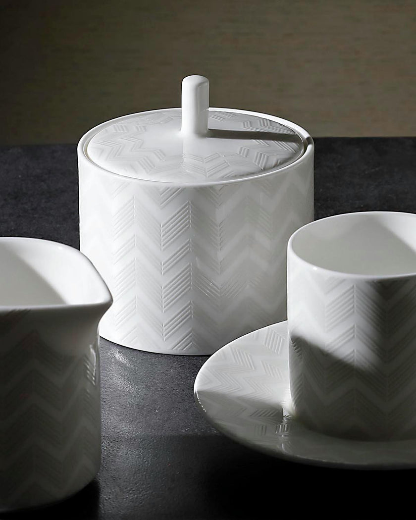 Creamer Zig Zag  White Diam. 3.5"