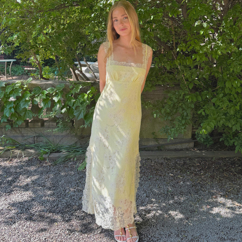 The Alba Dress - Yellow Trailing Lace