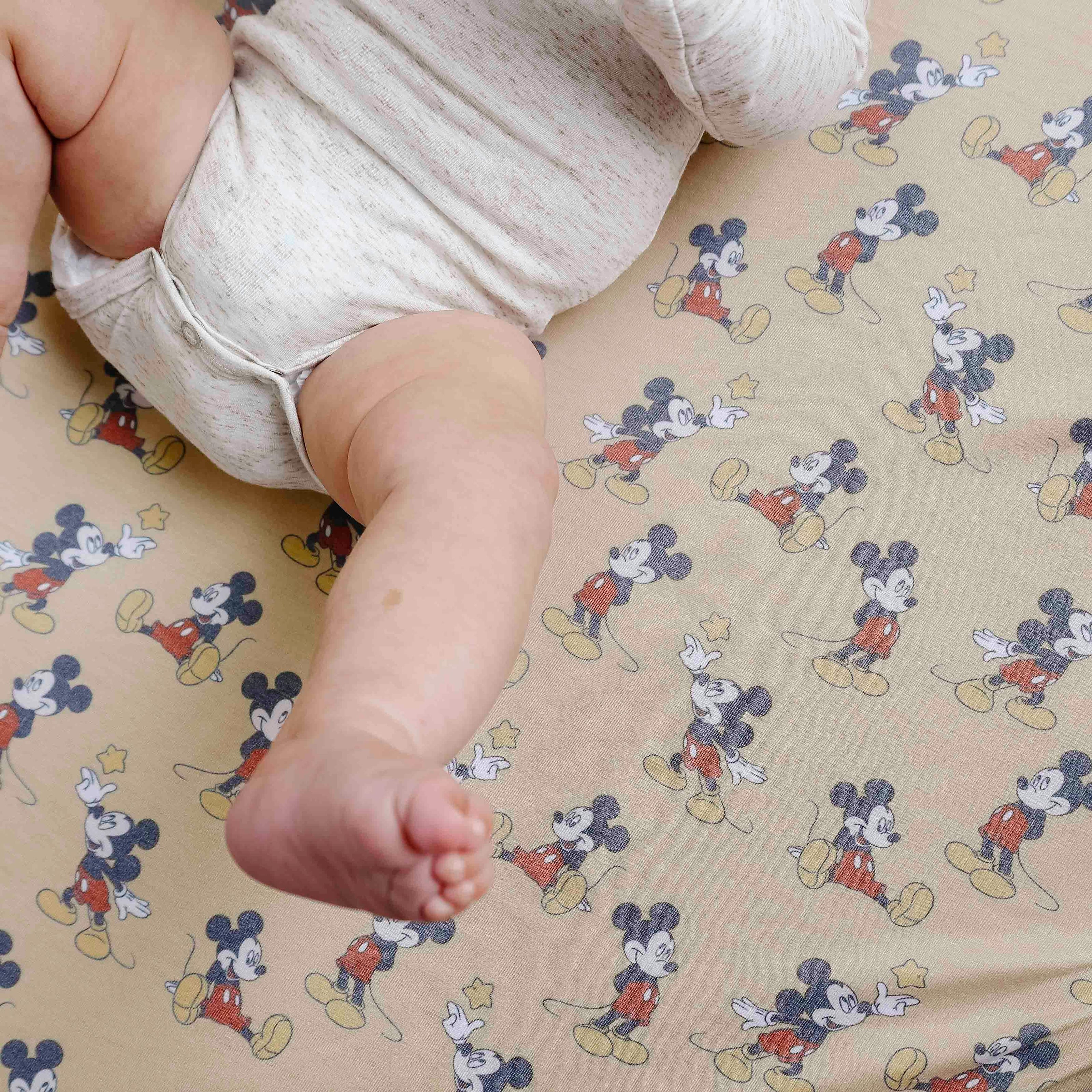 Premium Knit Fitted Crib Sheet - Mickey Mouse