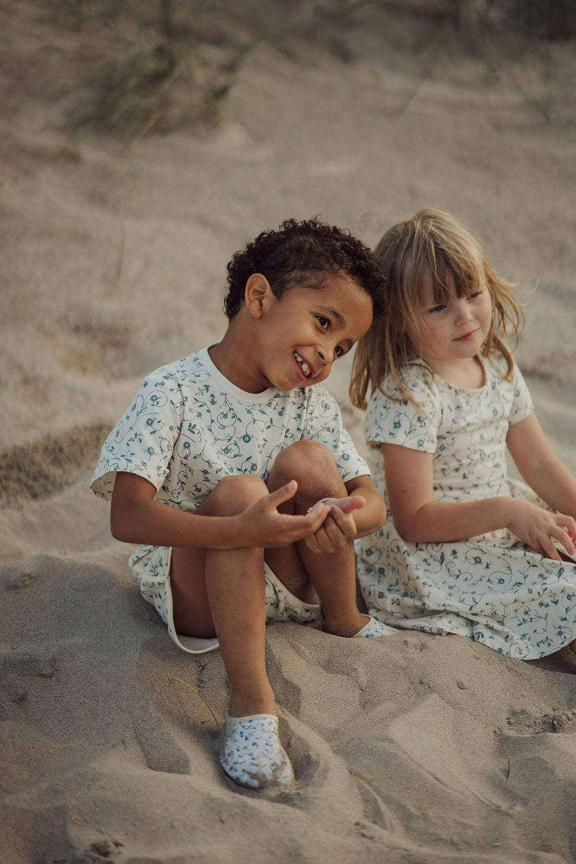 Oversized T-Shirt | Organic Cotton Jersey - Scandi Floral