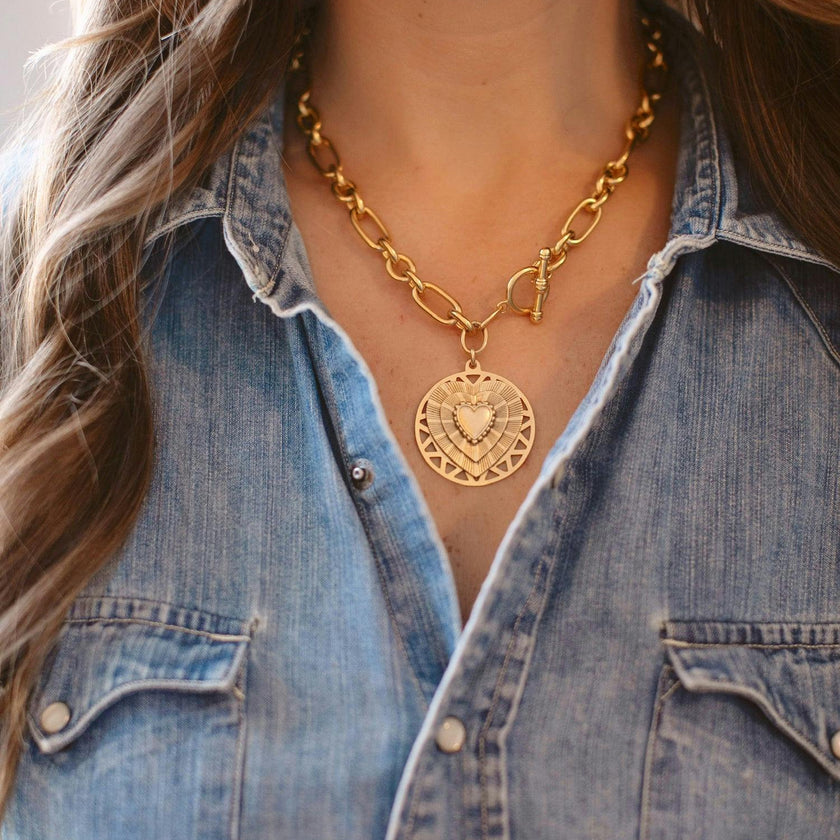 Amora Necklace