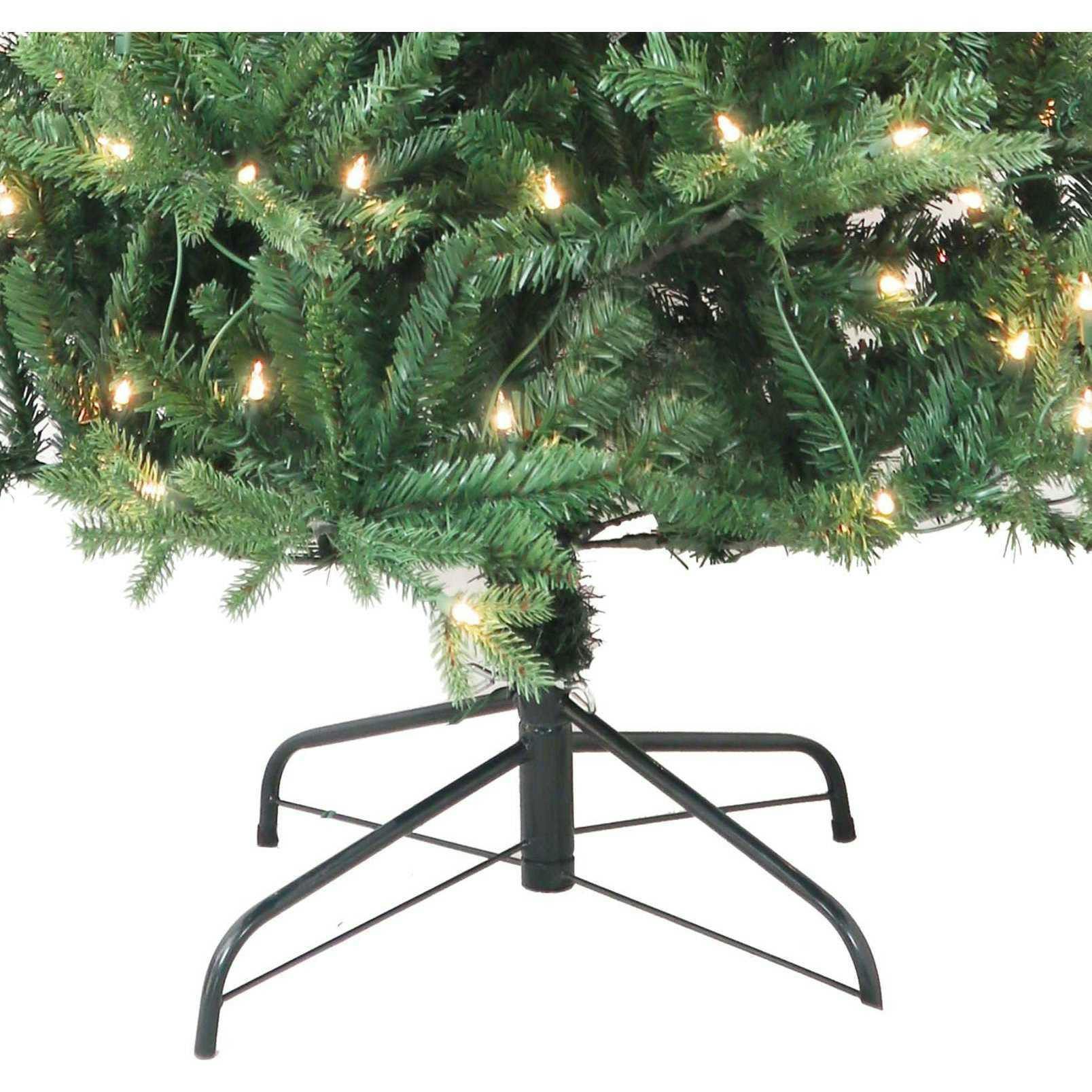 6-Foot Pre-Lit Clear Incandescent Jackson Pine Tree