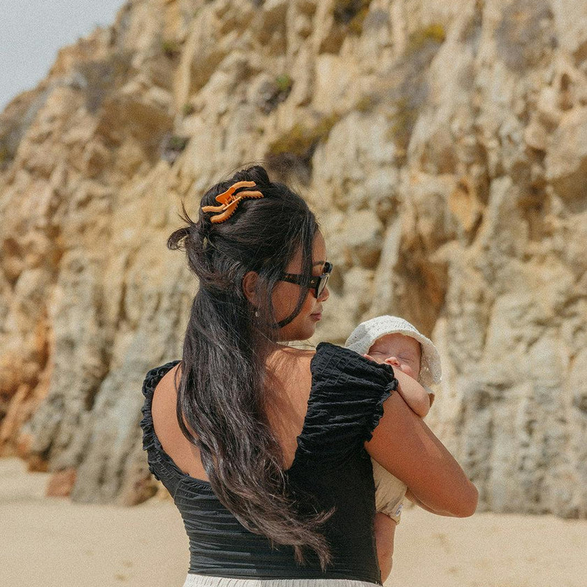 KAXI WAVY MIDI HOLD EVERYTHING CLAW