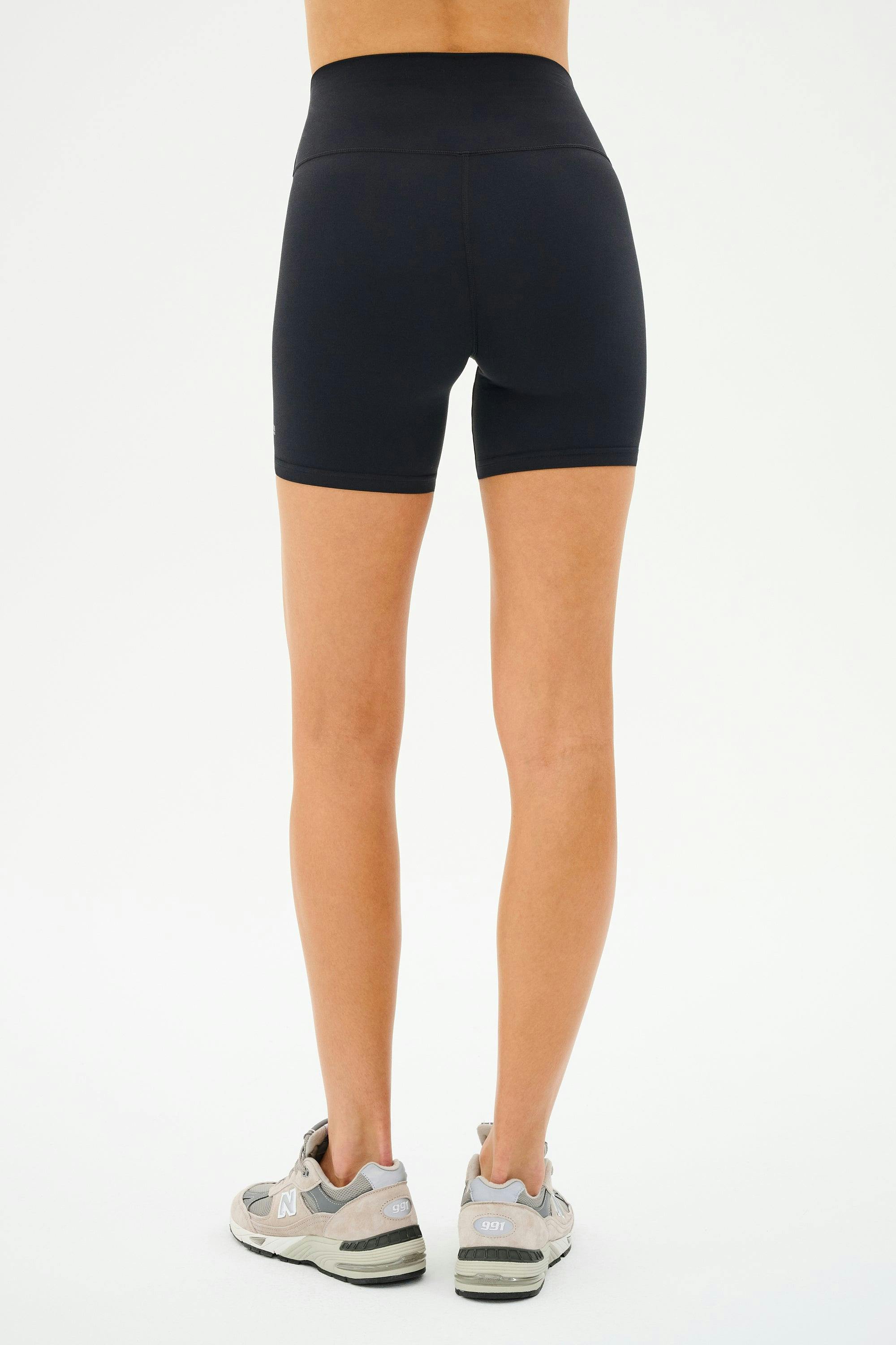 Airweight High Waist Short - Black