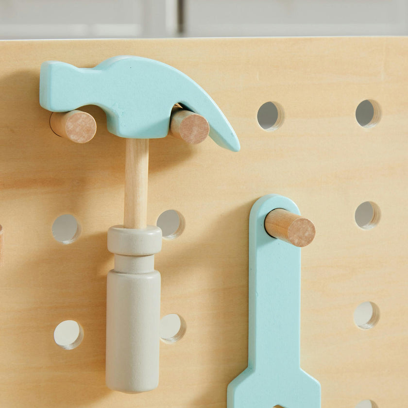 Little Builder Workbench