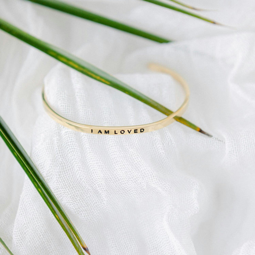 Women's "I Am Loved" Bracelet