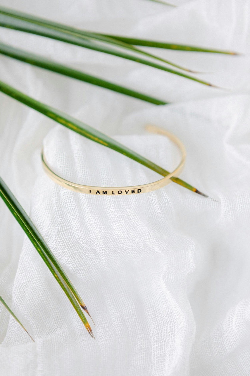 Women's "I Am Loved" Bracelet