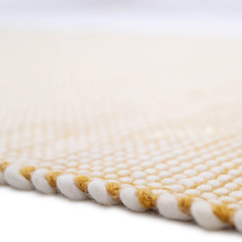 Bergen Hand-Woven Contemporary Wool Round Rug