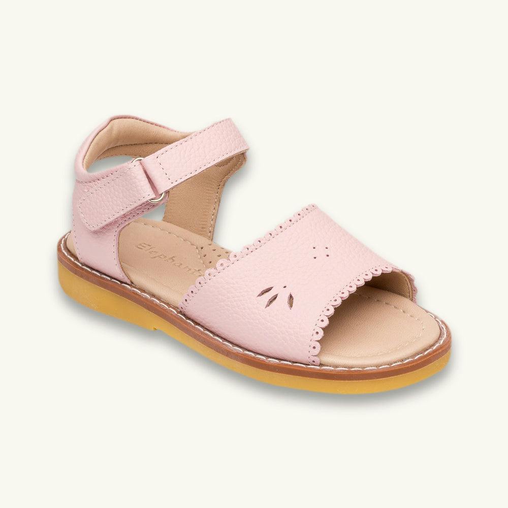 Classic Scallop Sandal | Pink Leather