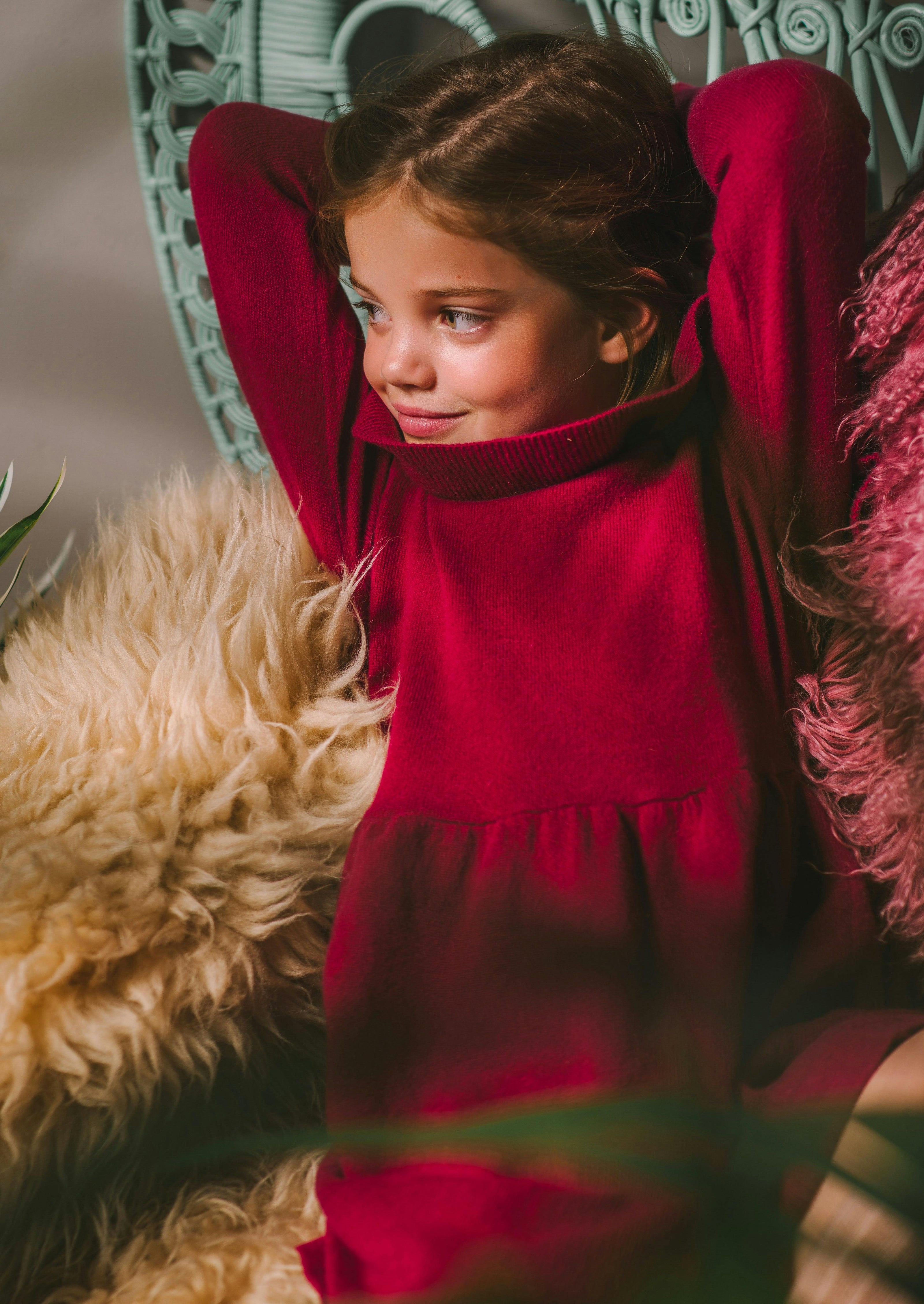 Ruffled V Dress | 100% cashmere