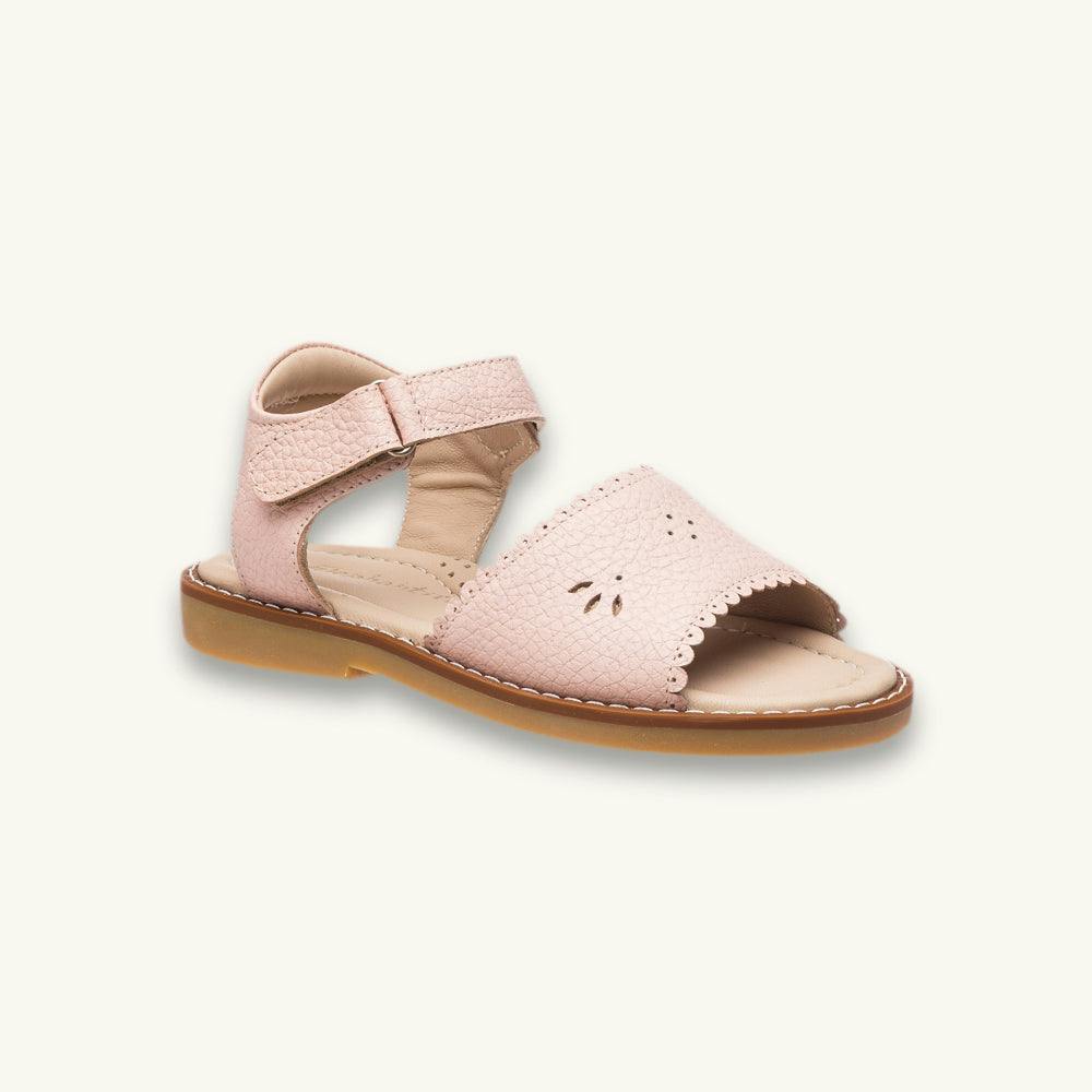 Classic Scallop Sandal | Pink Leather