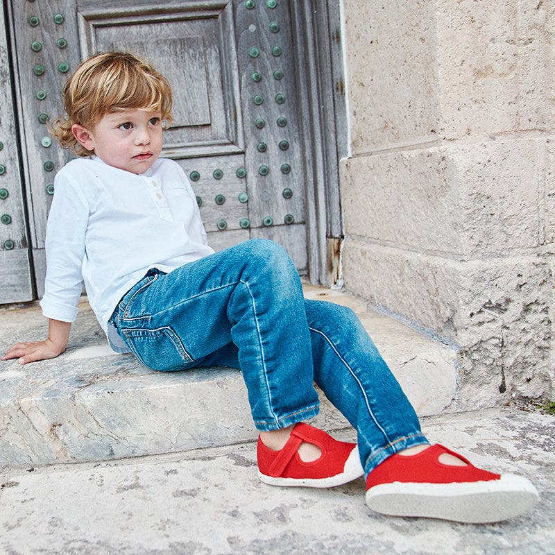 Charlie ECO-Friendly T-Band Sneakers