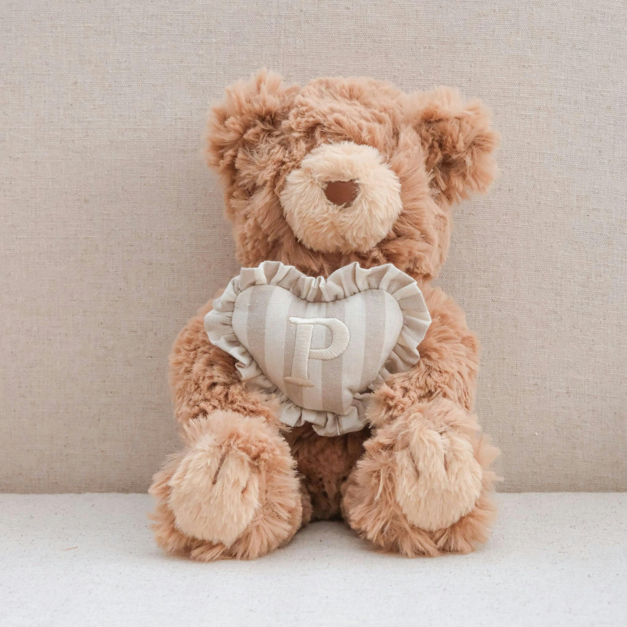 INITIAL TEDDY