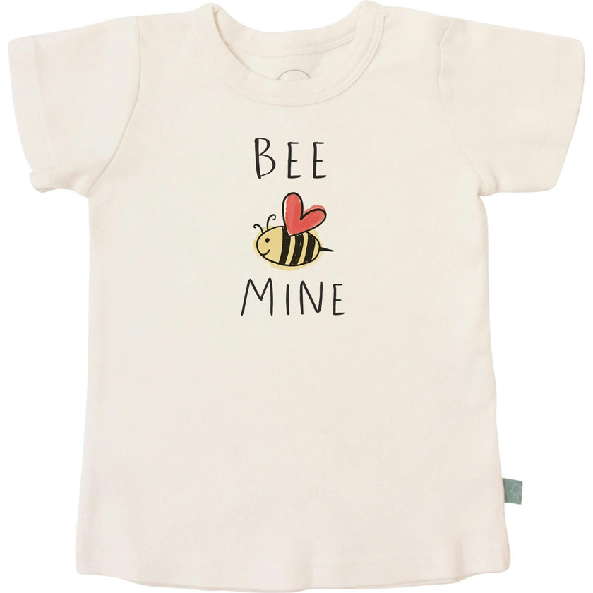 graphic tee | bee mine