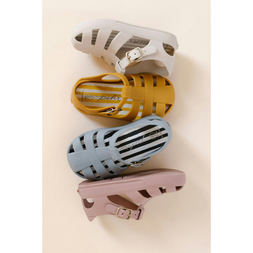 Water-Repellent Fisherman Sandal, Pink