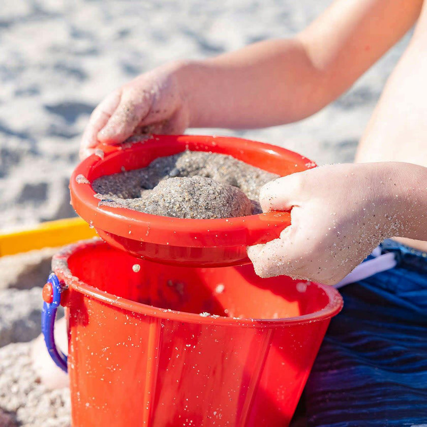 Small Sand Sieve 3 Pack (1 red