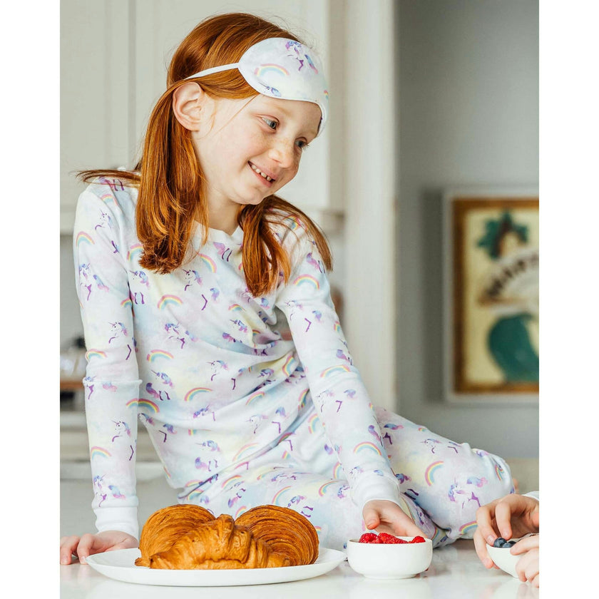 The Organic Long Sleeve Pajama Set [Unicorns and Rainbows]