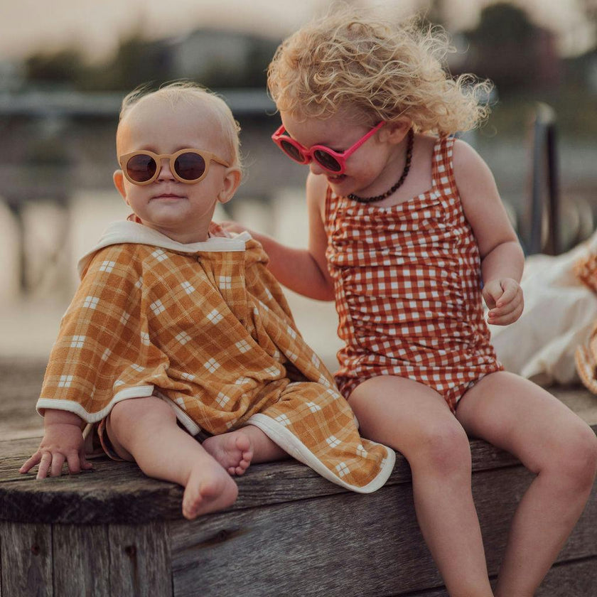 Classic | Sustainable Sunglasses | Plant-Based Bendable Polarized - Baby | 0-2 Y | Buckwheat