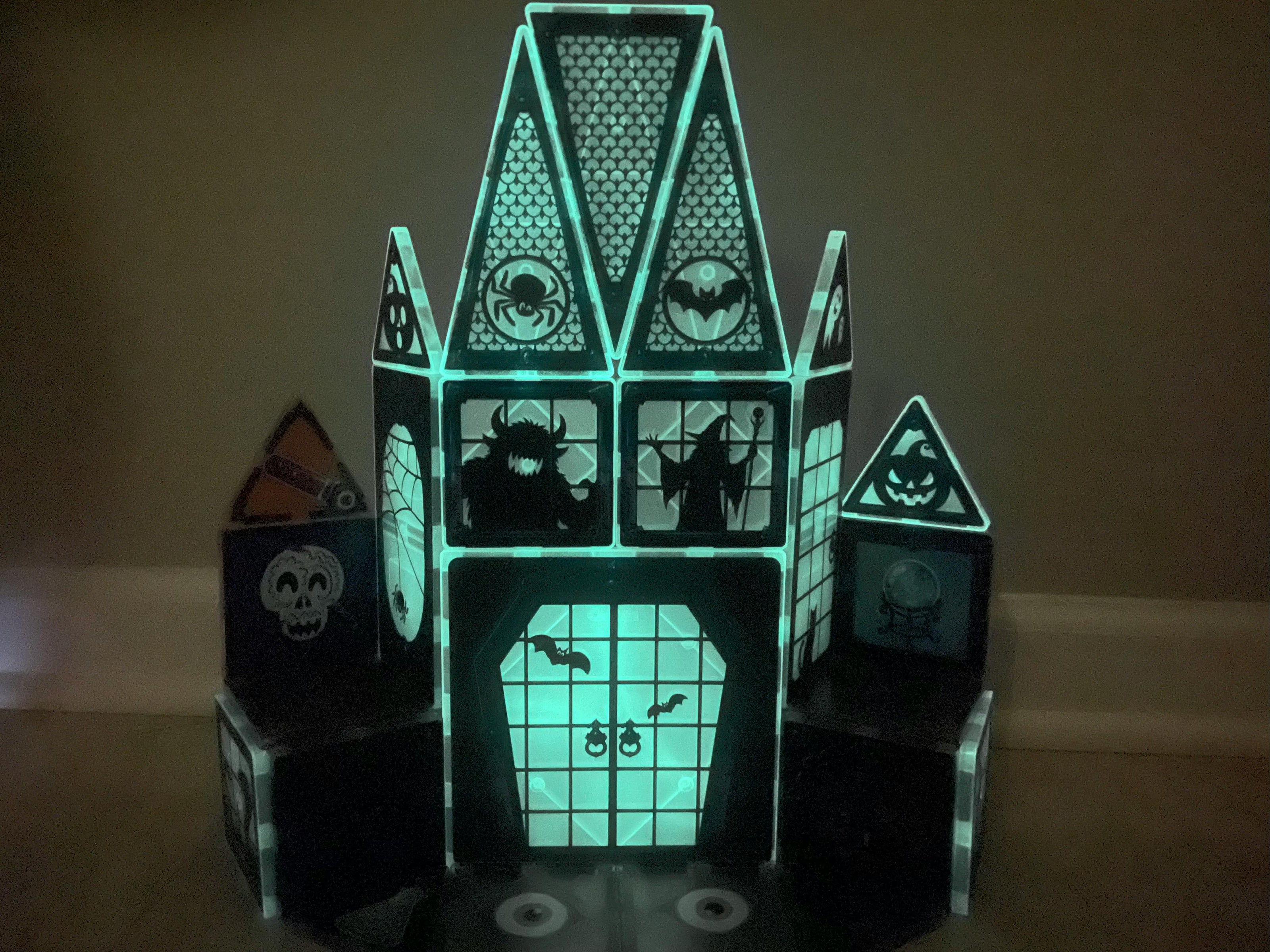 Halloween GLOW Magnetic Tiles 28pc Set