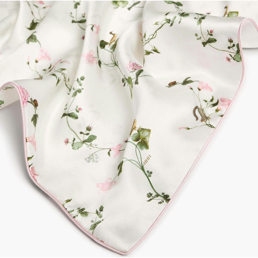The Sisi Silk Pillowcase - Pink Pond Floral