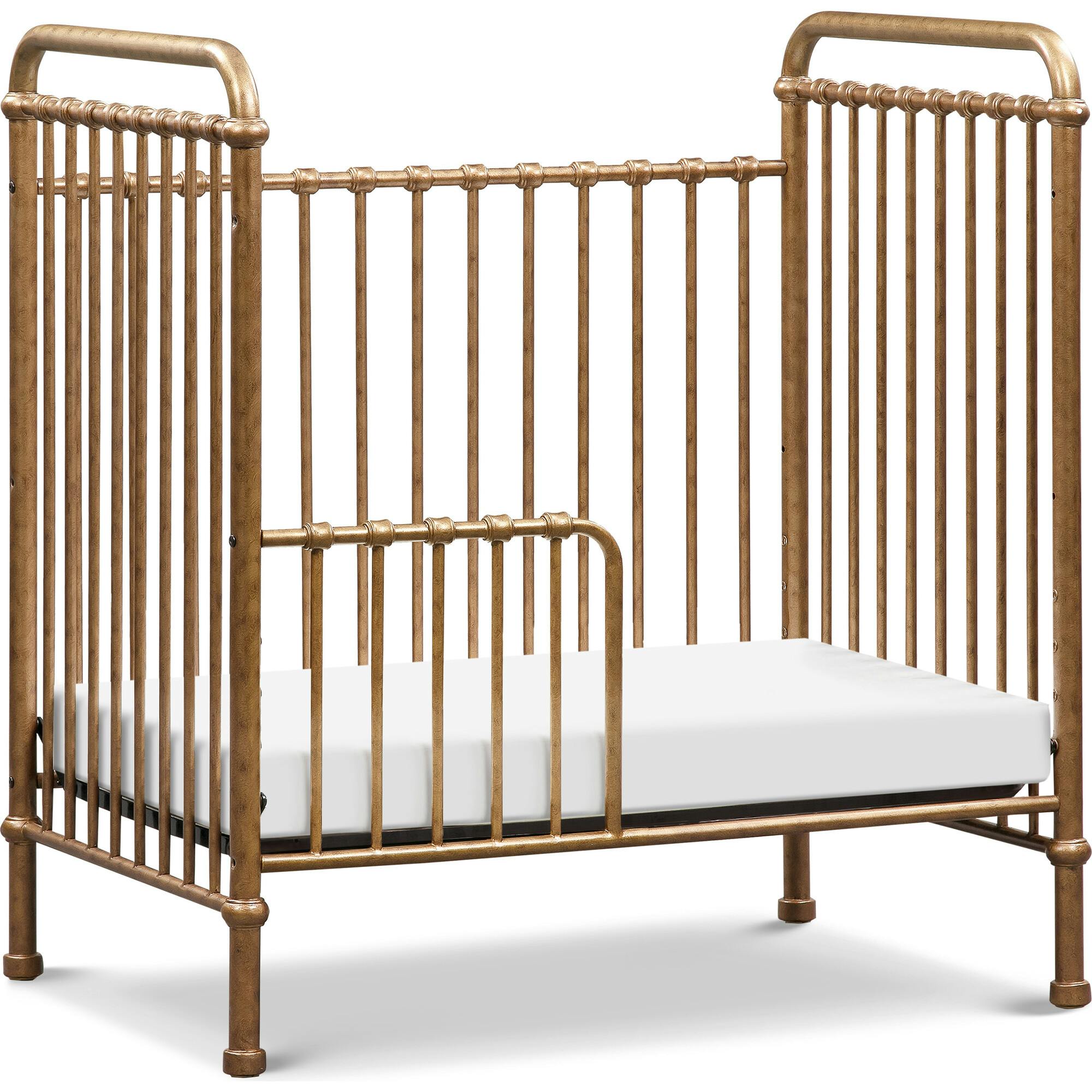 Abigail 3-in-1 Convertible Mini Crib