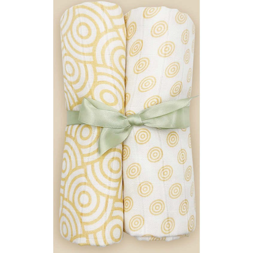 Swaddles and Socks New Baby Gift Set
