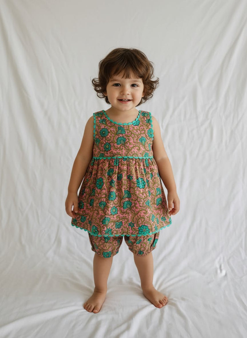 Sara Dress Pastel Pink