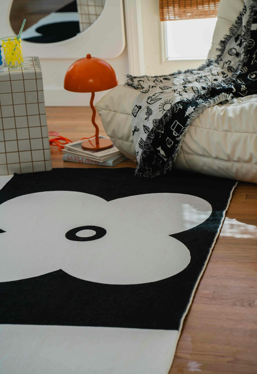 Black and White Four Leaf Clover Rug