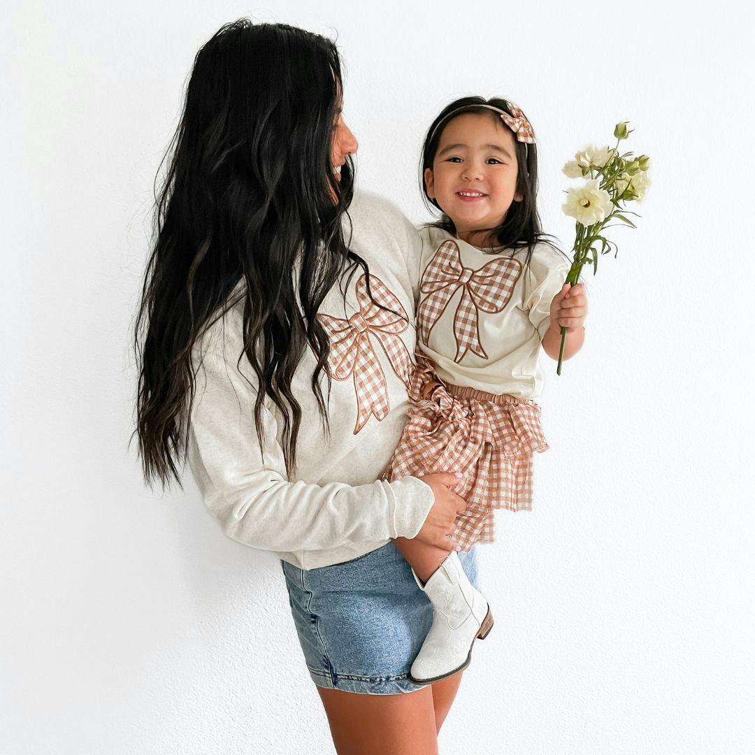Gingham Bow Patch Women's Sweatshirt