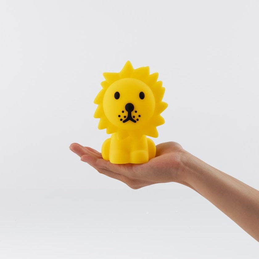 Mr Maria Lion Lights