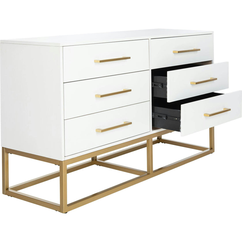 Estelle Dresser