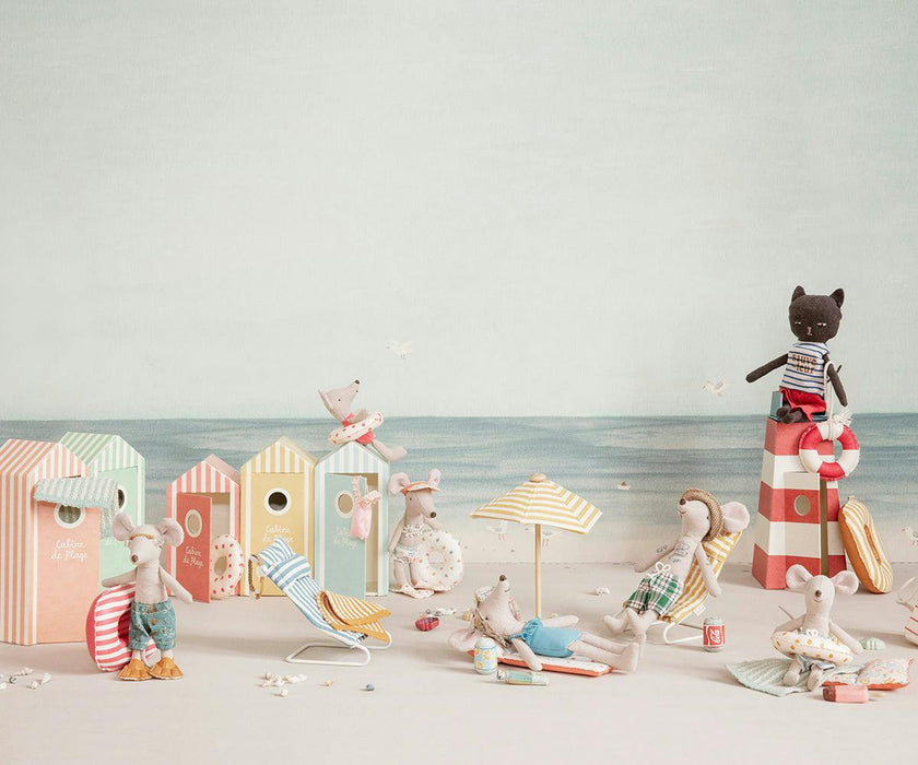 Beach Raft, Red Stripe