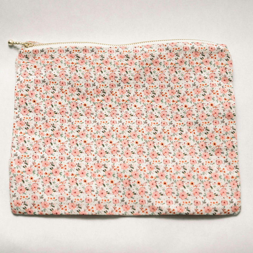 Rosebud Scatter Timeless Floral Ruffle Zipper Pouch