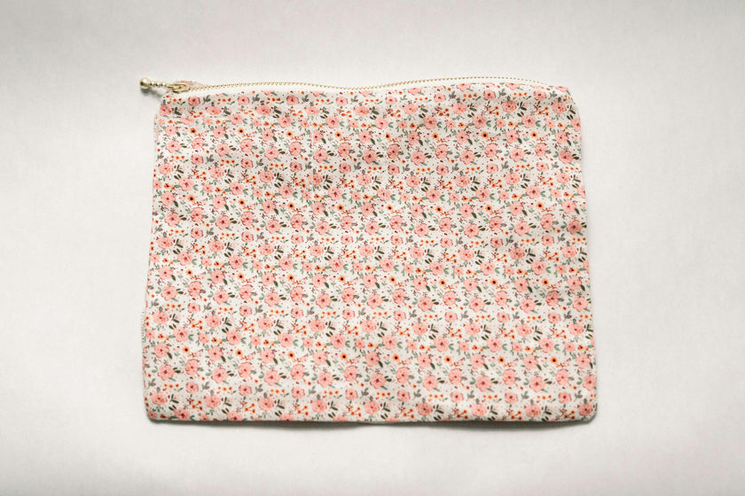 Rosebud Scatter Timeless Floral Ruffle Zipper Pouch