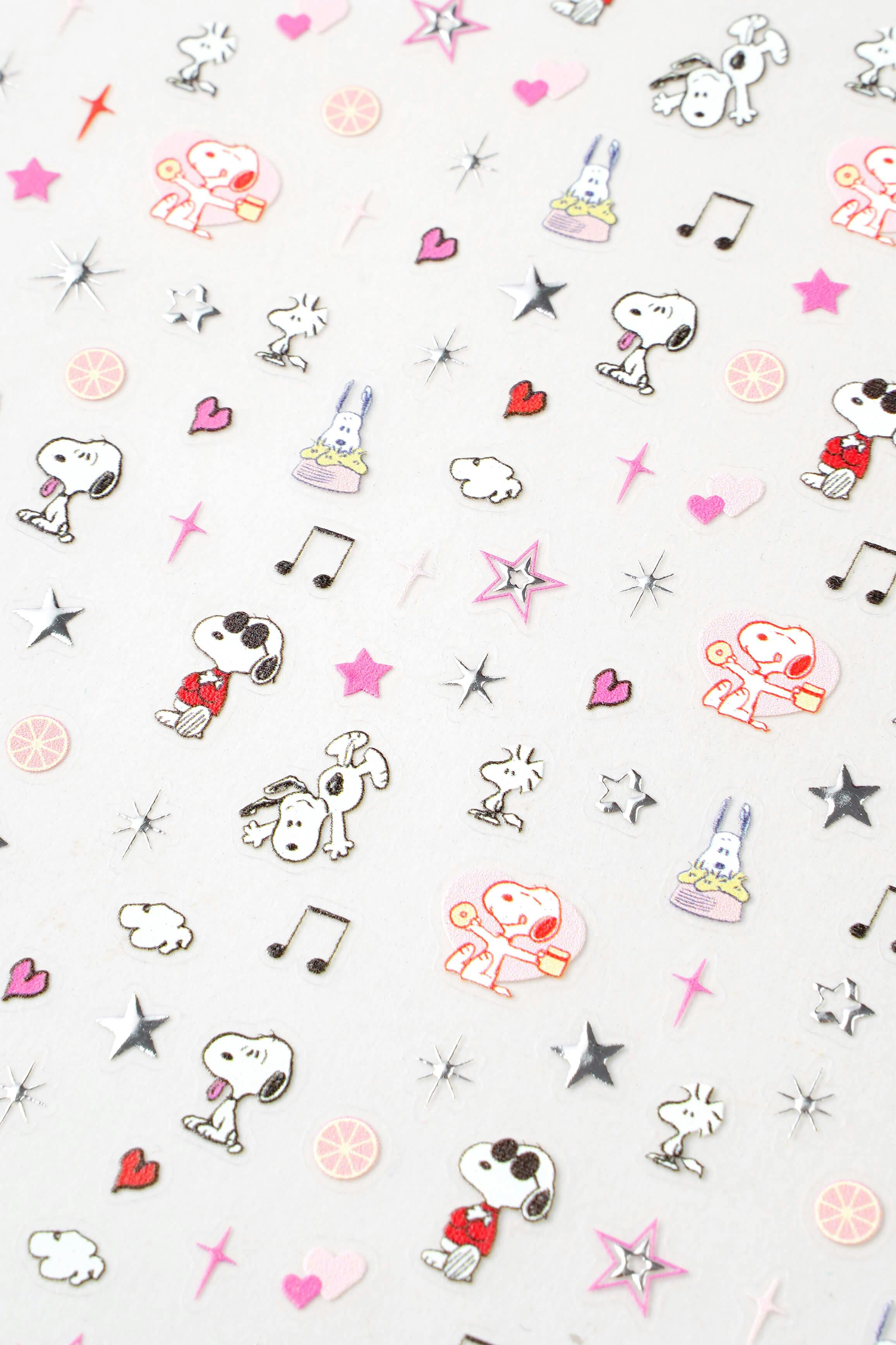 Snoopy Daydream - Peanuts Nail Stickers