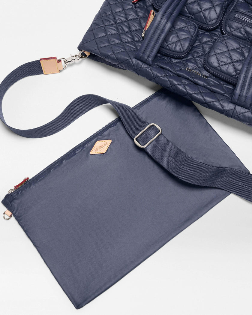 Navy Medium Metro Travel Tote