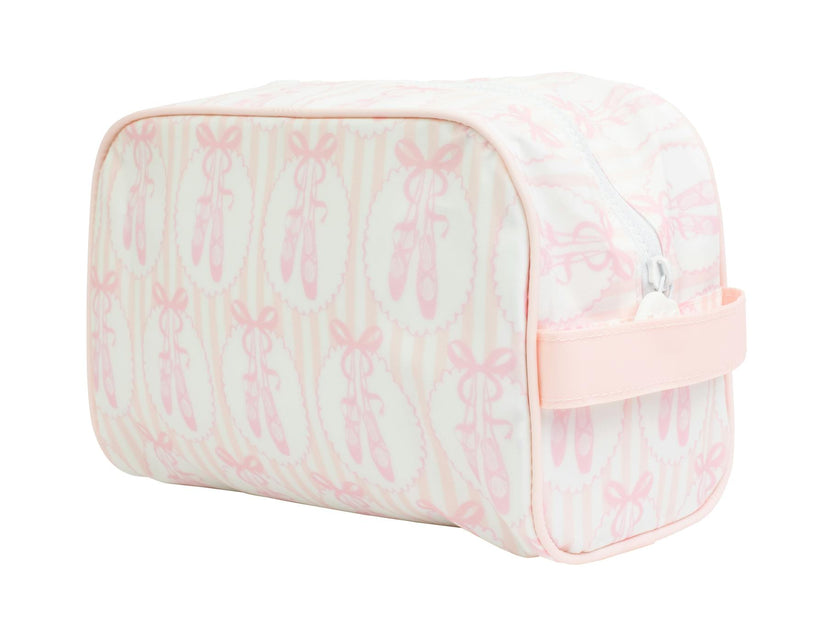 The Dopp Kit in Ballet