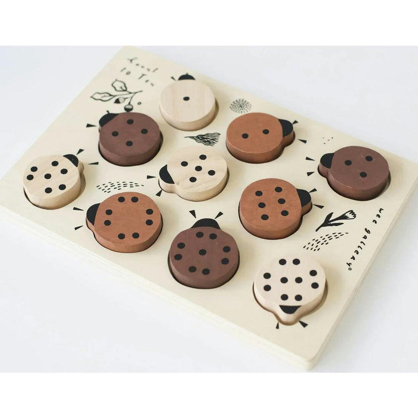 WOODEN TRAY PUZZLE - COUNT TO 10 LADYBUGS