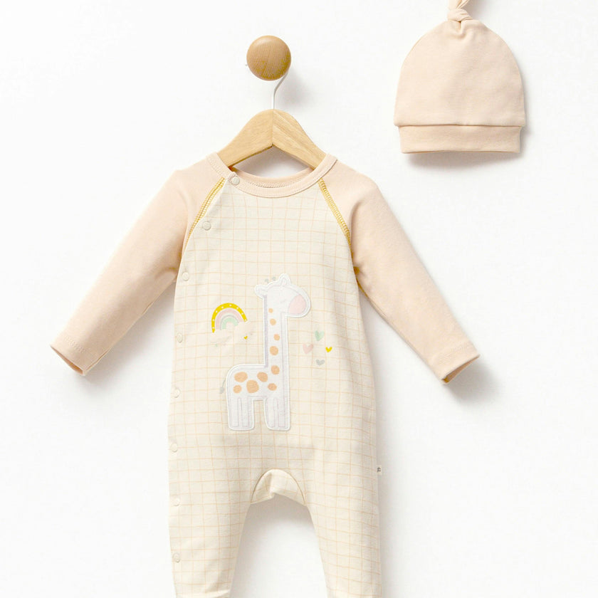 Peach Giraffe Graphic Babygrow & Hat