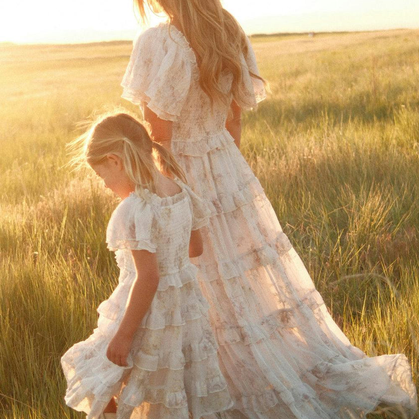 Winnie Dress in Bright White Wispy Wildflower