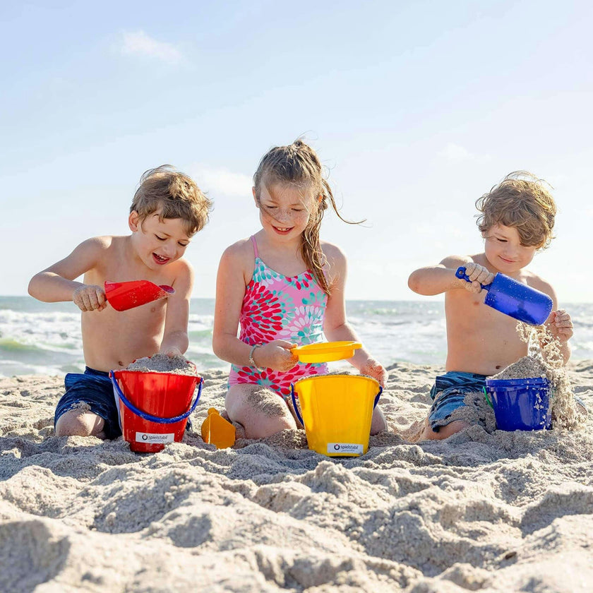Large Sand Scoop 3 Pack (1 red