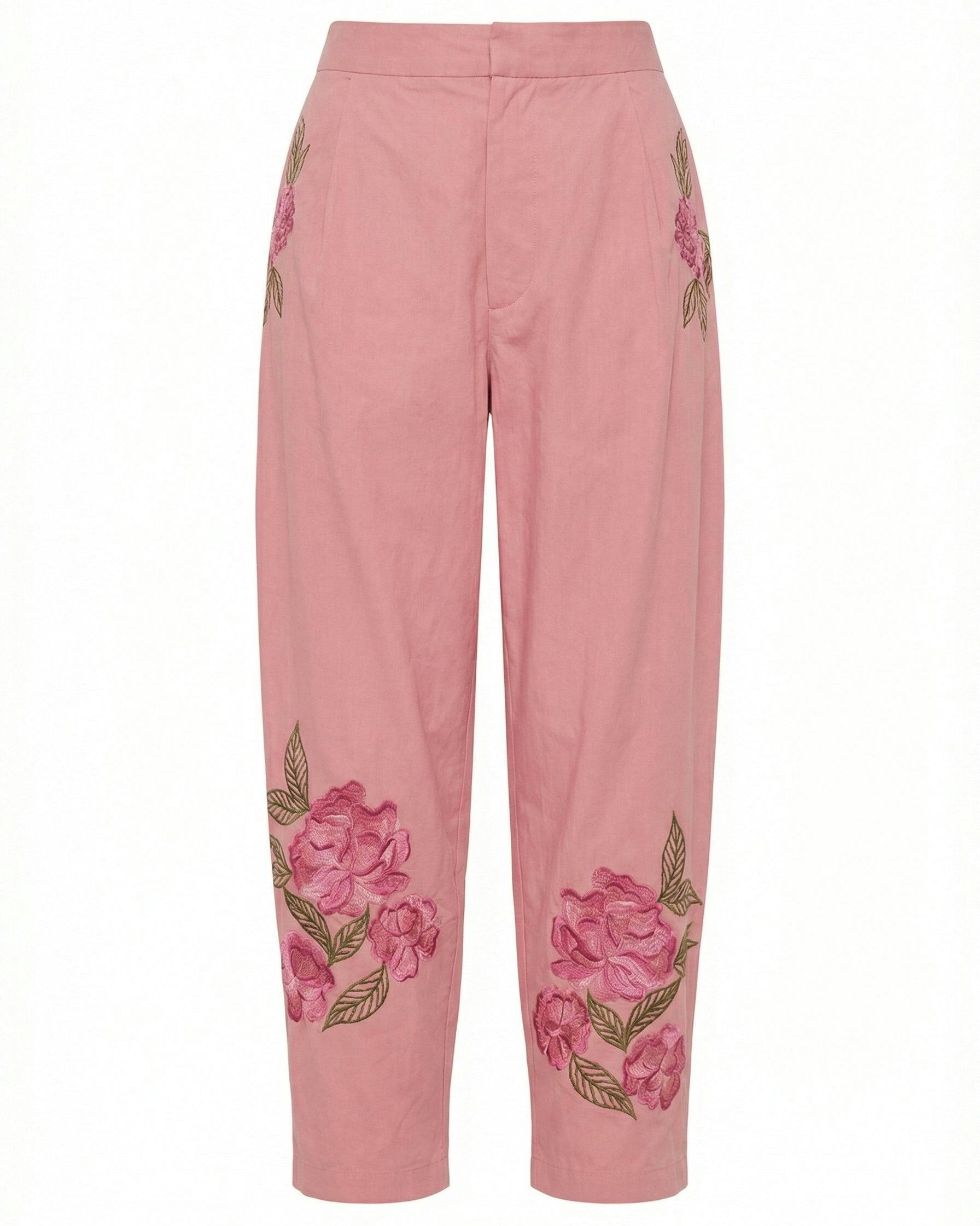 Nina Pant