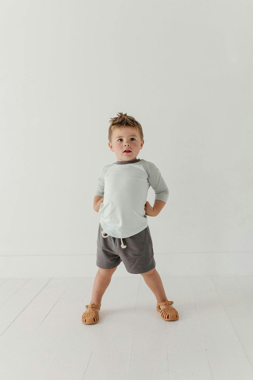 Boys Everyday Shorts in Smoke