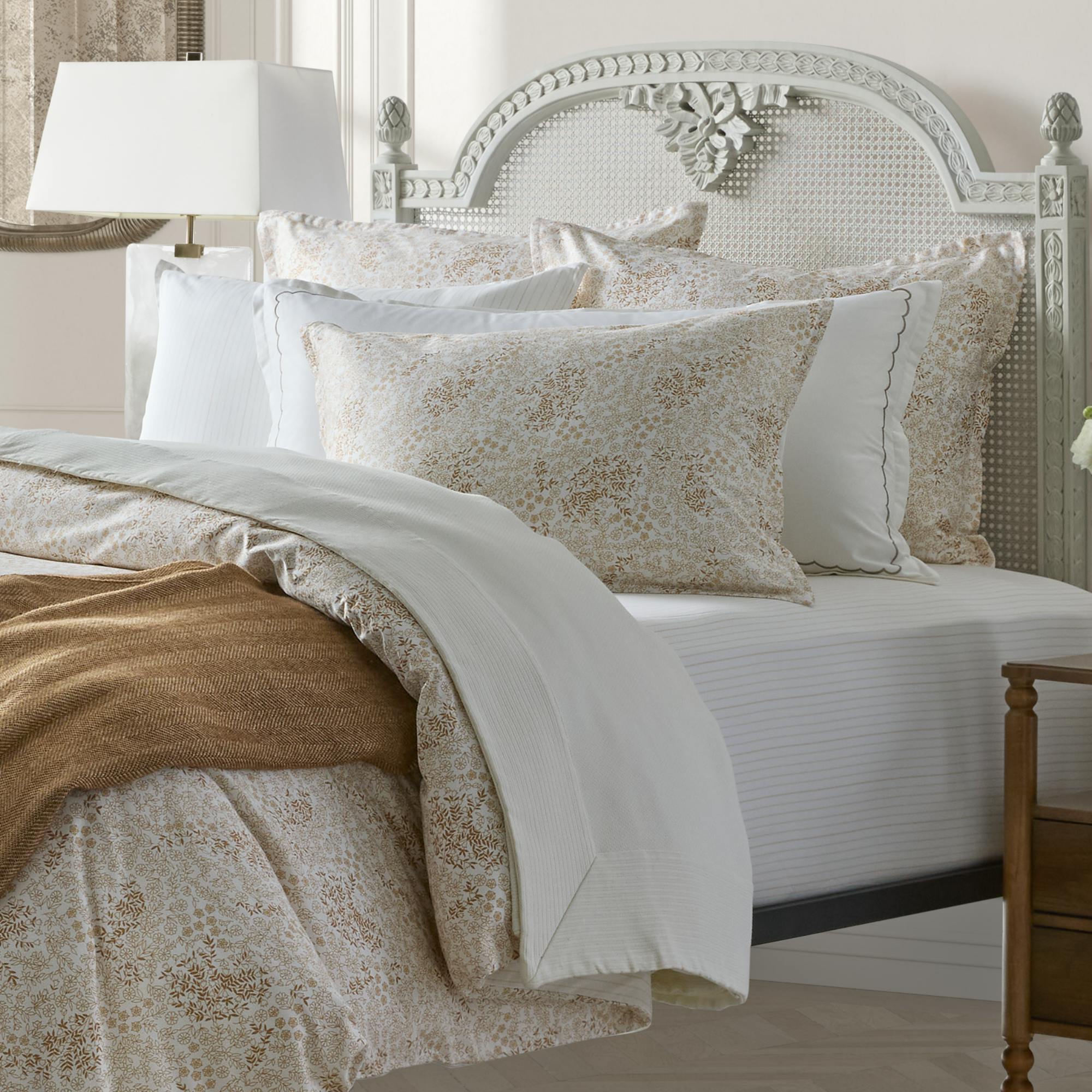 DH Golden Meadow Linen Set 4PC