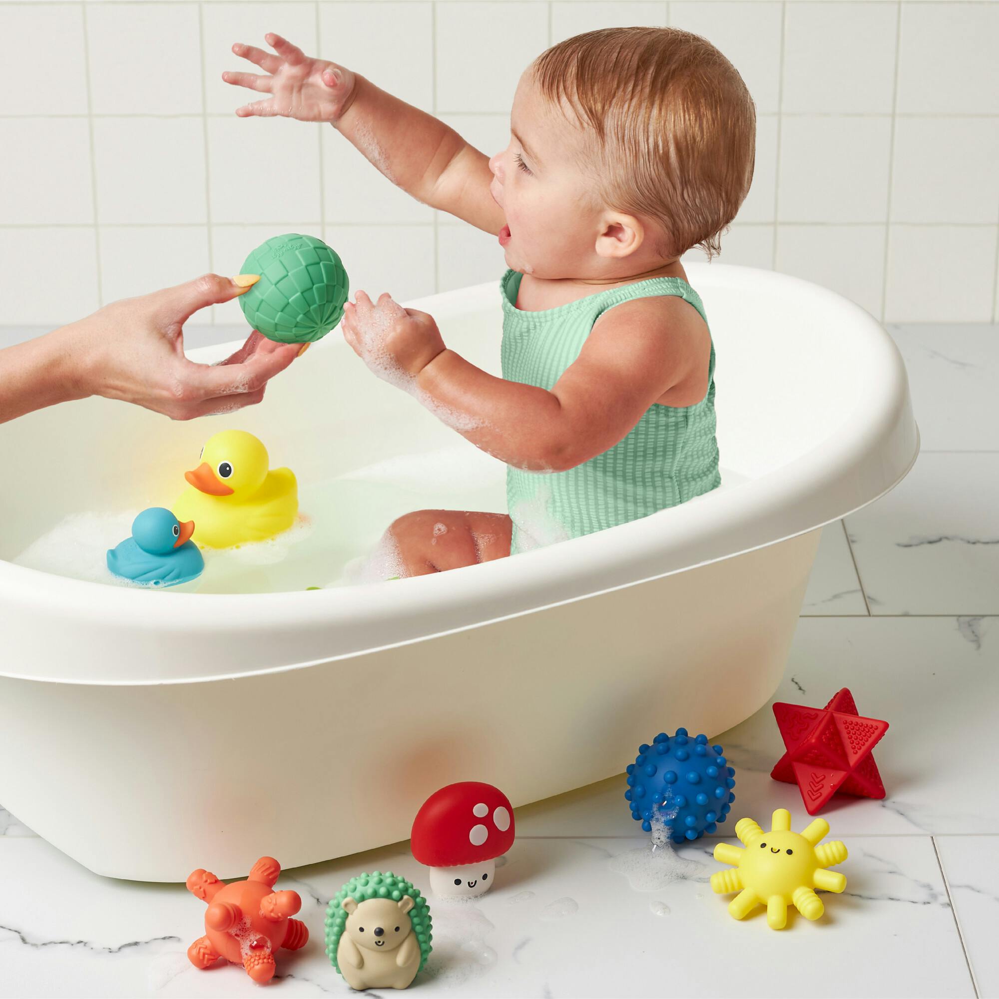 Itzy Splash Gift Set