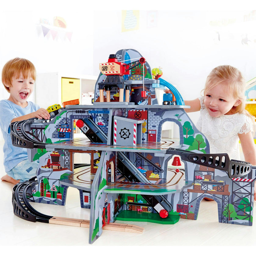 Railway Mighty Mountain Train Set