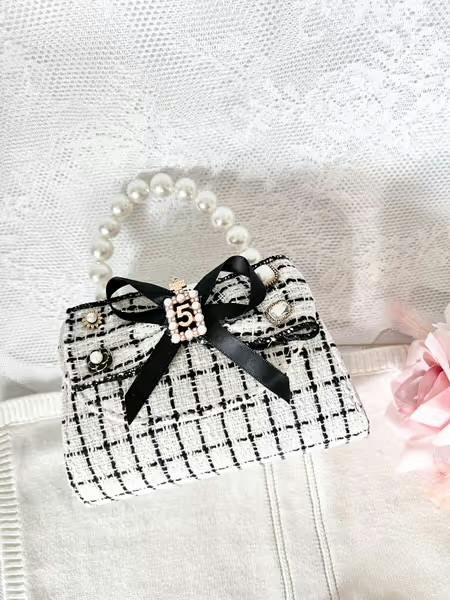 Classy #5 Black Bow Purse