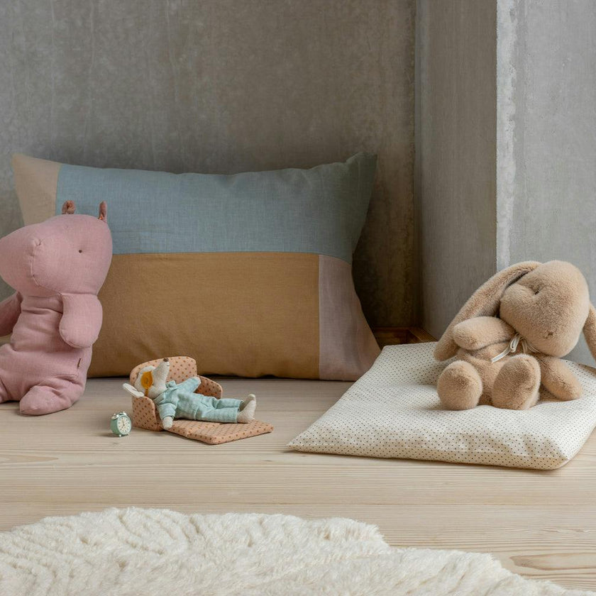 Bunny plush, Medium - Cream peach