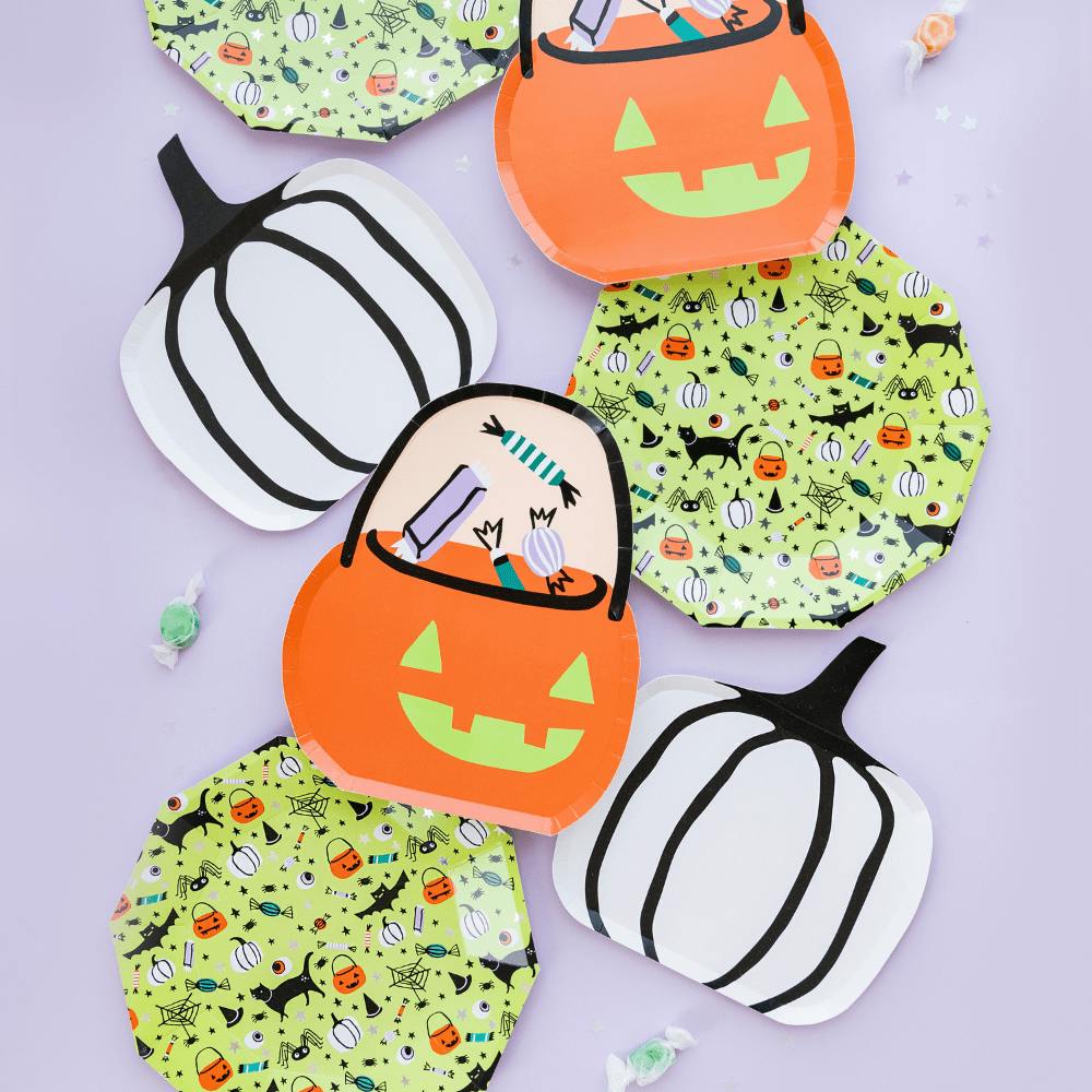 Hocus Pocus White Pumpkin Large Plates