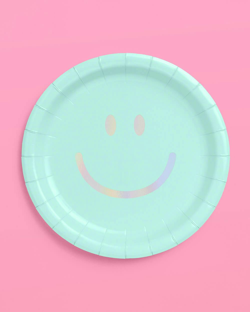 Smiley Plates - 24 paper plates